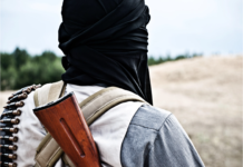 The Role of Snipers in the Arab Spring and Maidan Protests/ By William Van Wagenen